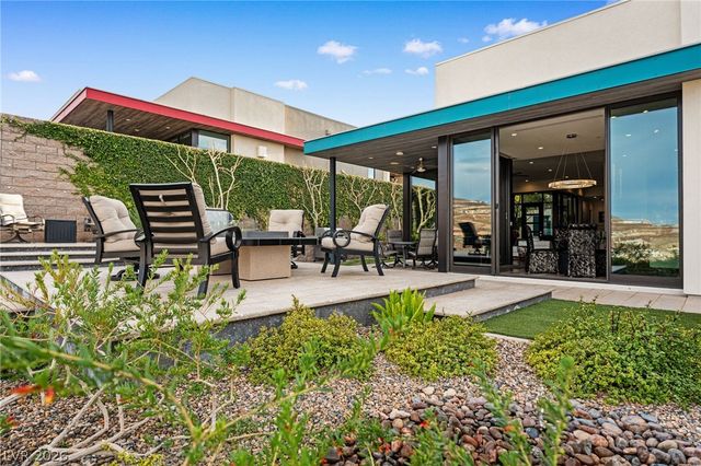 662 Falcon Summit Court, Henderson, NV 89012