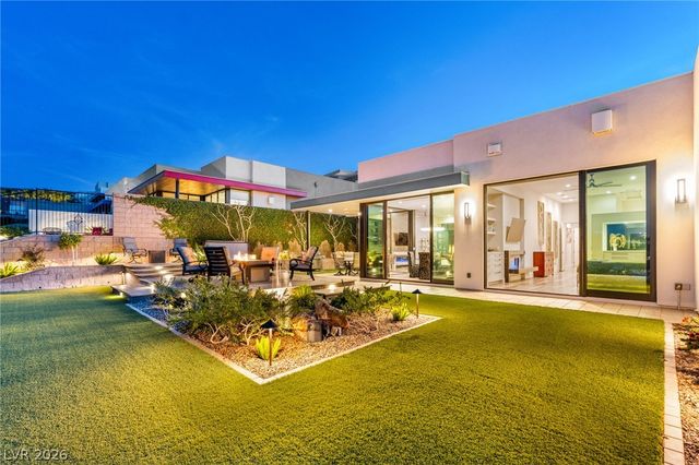662 Falcon Summit Court, Henderson, NV 89012