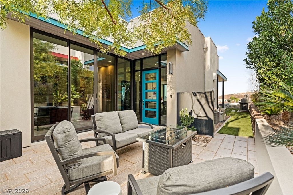 662 Falcon Summit Court, Henderson, NV 89012 — photo 4