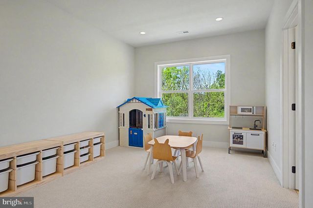 236 LILY LN, Kennett Square, PA 19348