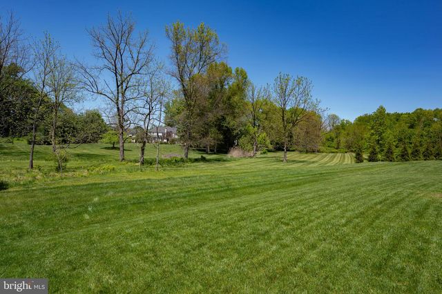 236 LILY LN, Kennett Square, PA 19348