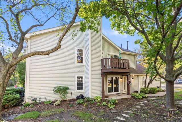 1028 Rockport Drive, Carol Stream, IL 60188