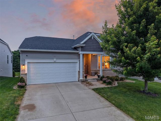 248 Thorn Brook Drive, O'fallon, MO 63366