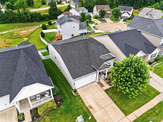 248 Thorn Brook Drive, O'fallon, MO 63366