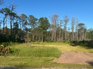 1020 May Street, Ocean Springs, MS 39564