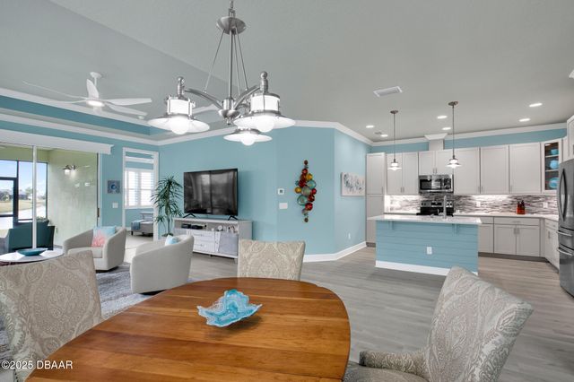 233 Coral Reef Way, Daytona Beach, FL 32124