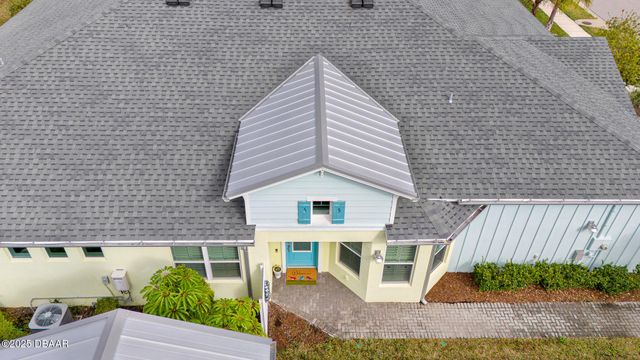 233 Coral Reef Way, Daytona Beach, FL 32124