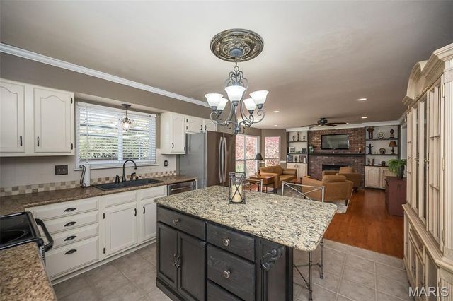 2375 Westclub Terrace Court, Wildwood, MO 63011