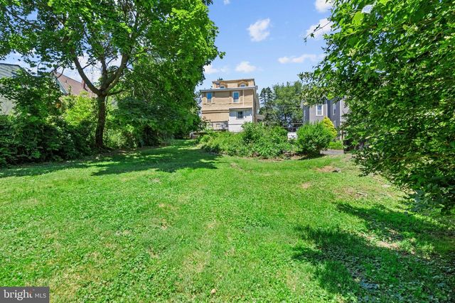 242 E CHURCH RD, Elkins Park, PA 19027