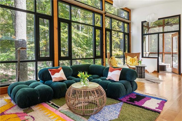 515 Claire NE Drive, Atlanta, GA 30307