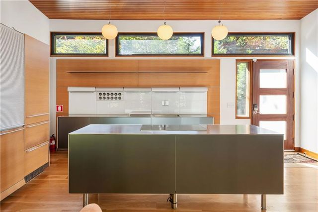 515 Claire NE Drive, Atlanta, GA 30307