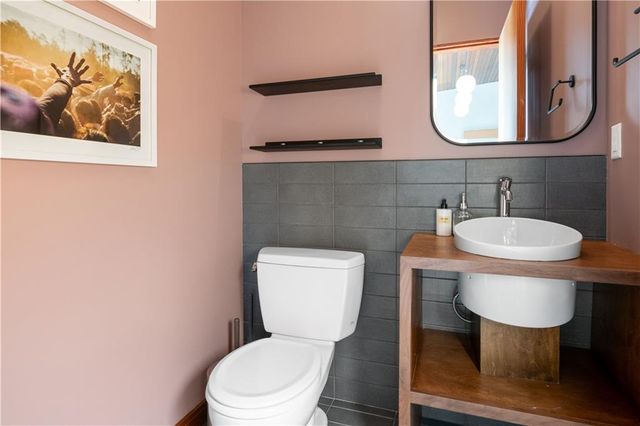 515 Claire NE Drive, Atlanta, GA 30307