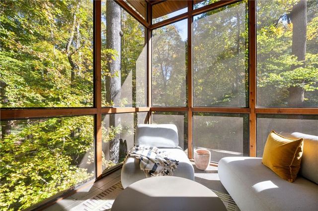 515 Claire NE Drive, Atlanta, GA 30307