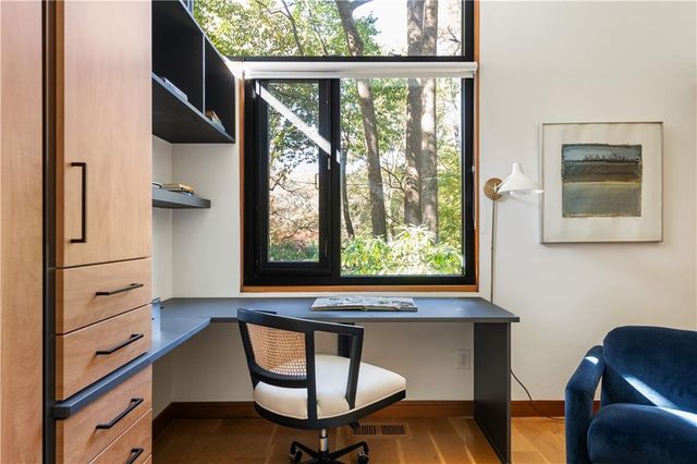 515 Claire NE Drive, Atlanta, GA 30307