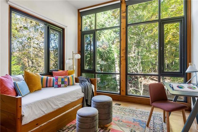 515 Claire NE Drive, Atlanta, GA 30307