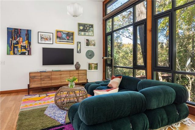 515 Claire NE Drive, Atlanta, GA 30307