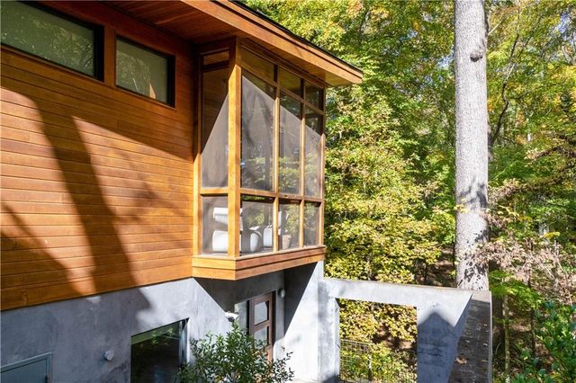 515 Claire NE Drive, Atlanta, GA 30307