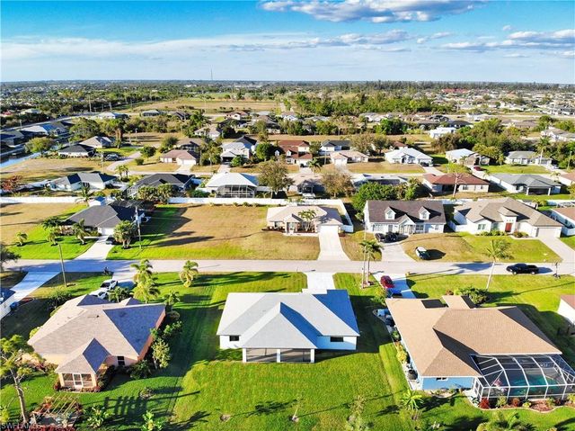 2314 SW 18th ST, Cape Coral, FL 33991