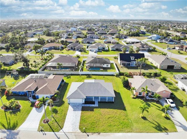 2314 SW 18th ST, Cape Coral, FL 33991