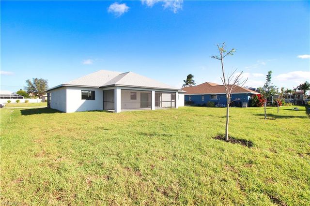 2314 SW 18th ST, Cape Coral, FL 33991