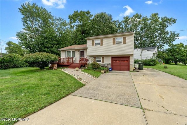 910 Interlaken Avenue, Ocean Twp, NJ 07712