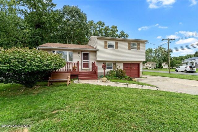 910 Interlaken Avenue, Ocean Twp, NJ 07712