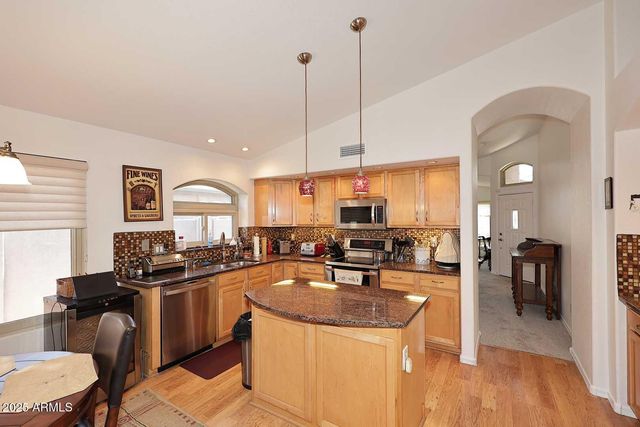 4506 E LONE CACTUS Drive, Phoenix, AZ 85050