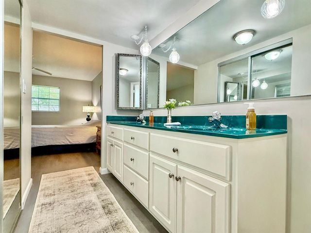 4401 NW 41st Street 104, Lauderdale Lakes, FL 33319
