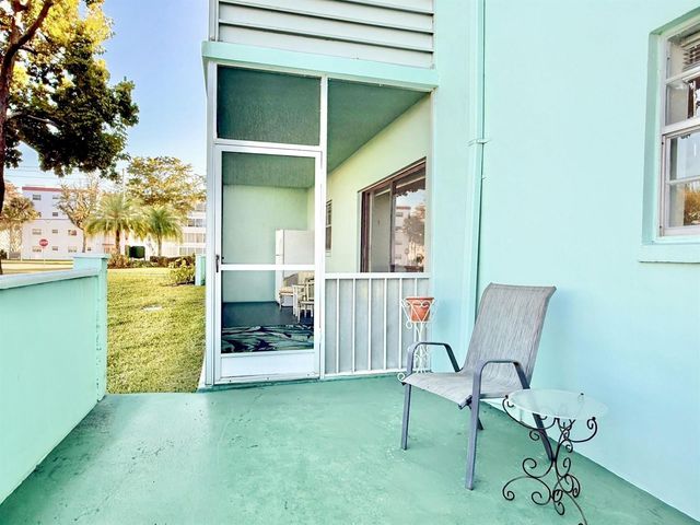 4401 NW 41st Street 104, Lauderdale Lakes, FL 33319
