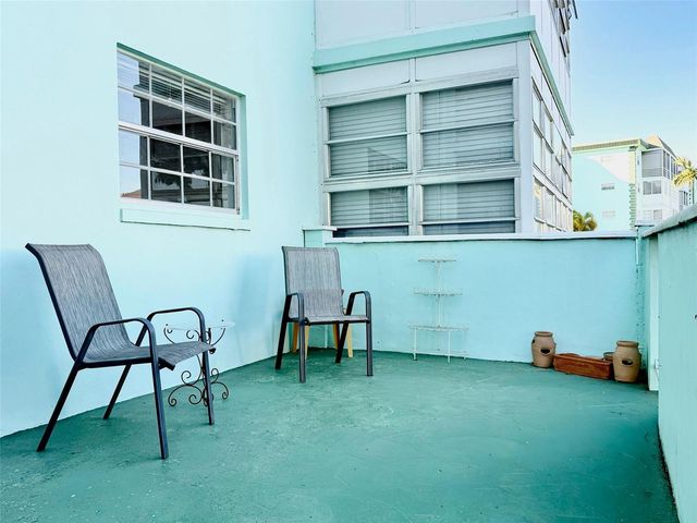 4401 NW 41st Street 104, Lauderdale Lakes, FL 33319