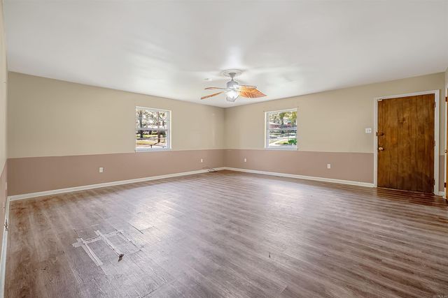 406 S Claremont Ave, Sherwood, AR 72120