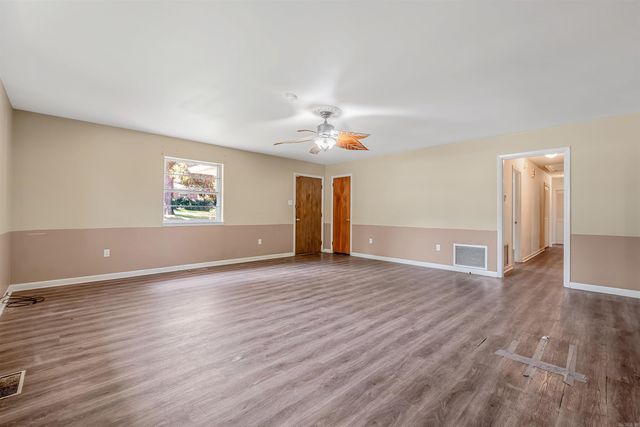 406 S Claremont Ave, Sherwood, AR 72120