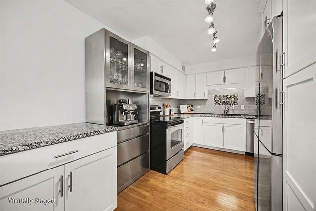 1050 Wall 3B, Ann Arbor, MI 48105