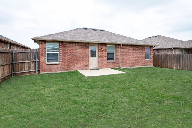 1505 Lone Pine Drive, Little Elm, TX 75068