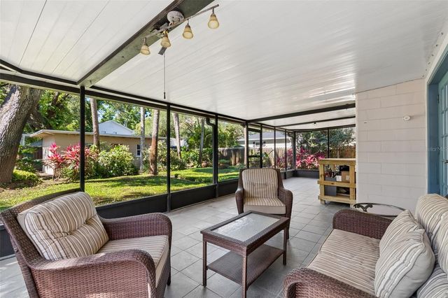 4420 W SAN CARLOS STREET, Tampa, FL 33629