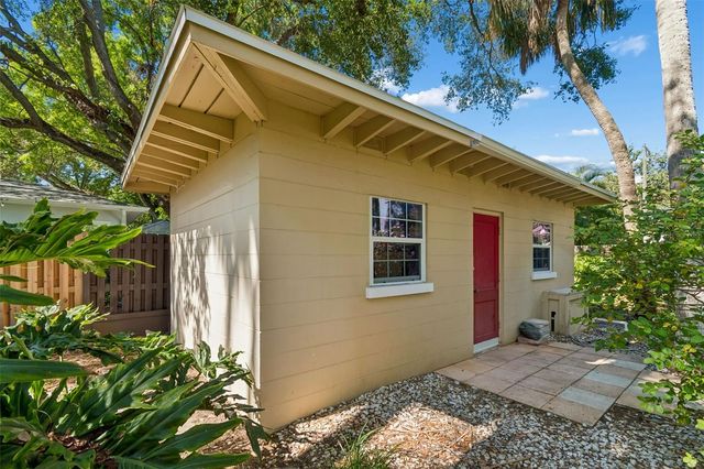 4420 W SAN CARLOS STREET, Tampa, FL 33629