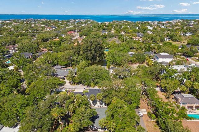 4420 W SAN CARLOS STREET, Tampa, FL 33629