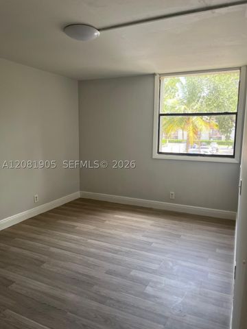 2701 Riverside Dr 203-B, Coral Springs, FL 33065