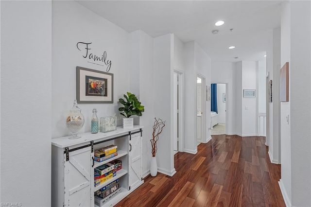 3945 Deer Crossing CT # 203, Naples, FL 34114