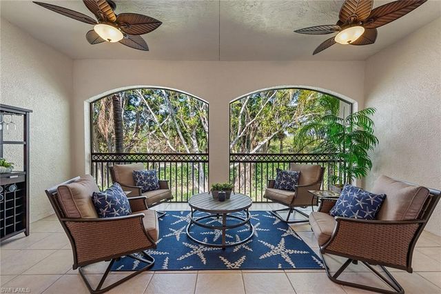 3945 Deer Crossing CT # 203, Naples, FL 34114