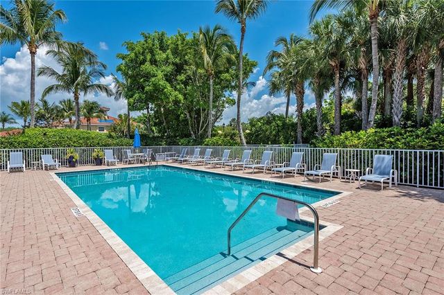 3945 Deer Crossing CT # 203, Naples, FL 34114