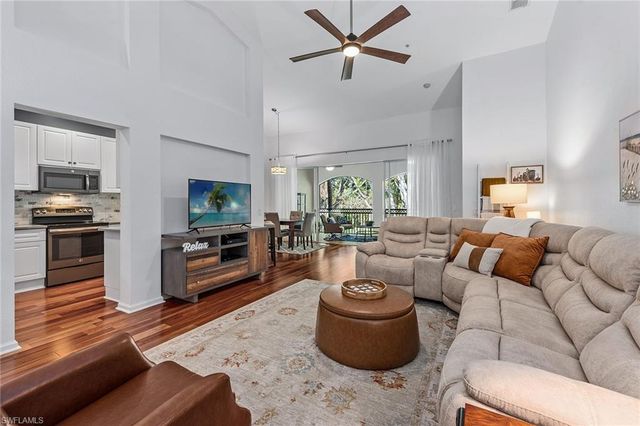 3945 Deer Crossing CT # 203, Naples, FL 34114