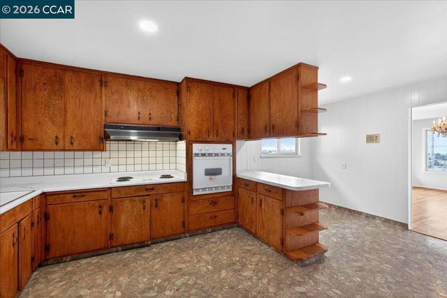 1374 1374 Santa Clara Street, Richmond, CA 94804