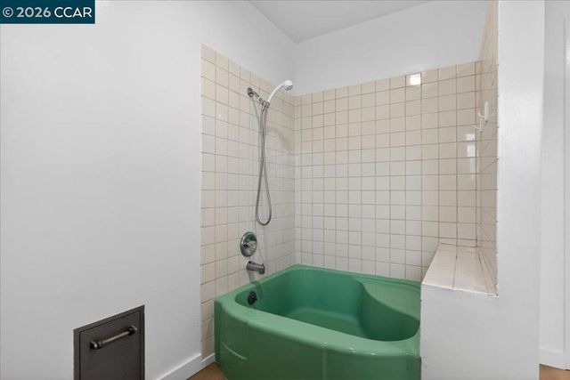 1374 1374 Santa Clara Street, Richmond, CA 94804