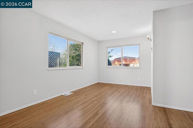 1374 1374 Santa Clara Street, Richmond, CA 94804