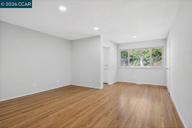 1374 1374 Santa Clara Street, Richmond, CA 94804