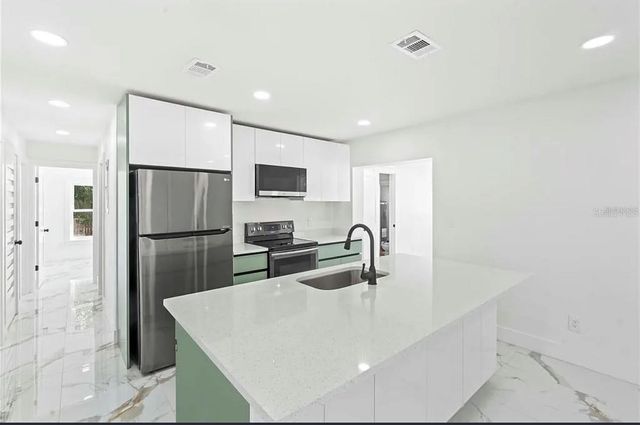 5101 TOWN N COUNTRY BOULEVARD, Tampa, FL 33615