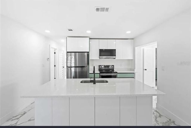 5101 TOWN N COUNTRY BOULEVARD, Tampa, FL 33615