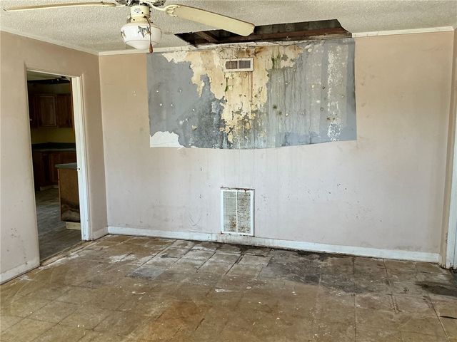 503 East South 6th Street Street, Seneca, SC 29678