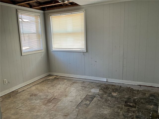 503 East South 6th Street Street, Seneca, SC 29678